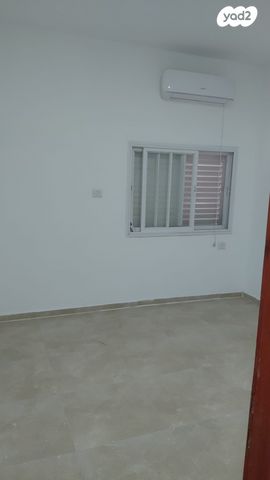 חלוצת הפרדסנות 1