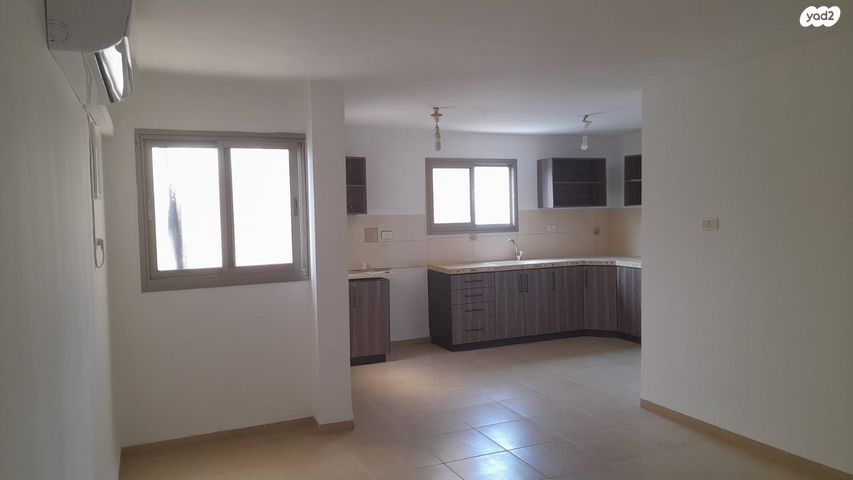 יצחק בן צבי 1003