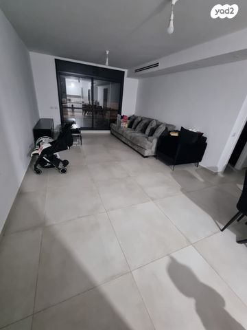 רועי קליין 23