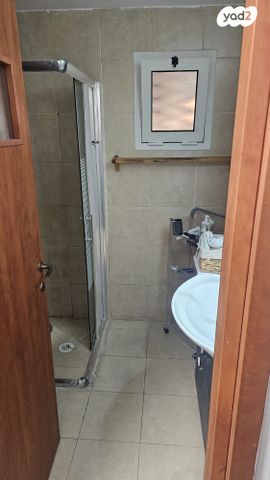 נווה שלום 27