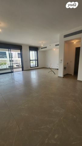 נוף שדמות 58