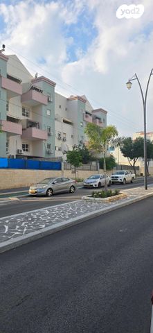 ח.מ. שפירא 72