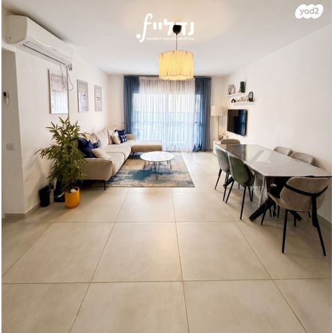 רועי קליין 23