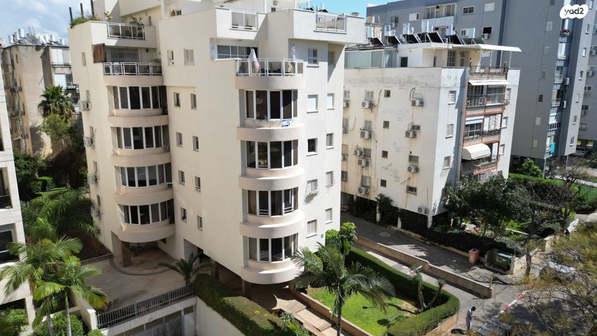 א.ד. גורדון 60