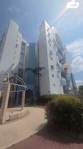 גיורא יוספטל 