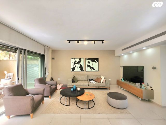 אלוף הרב גורן 