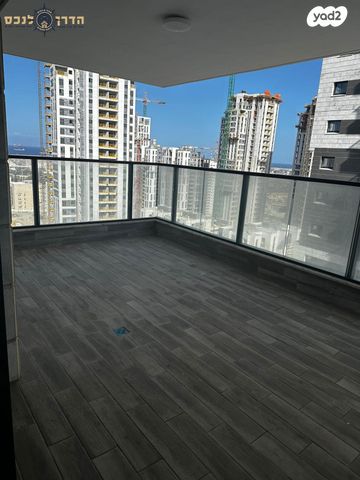 ז'בוטינסקי 45