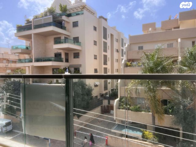 דירה