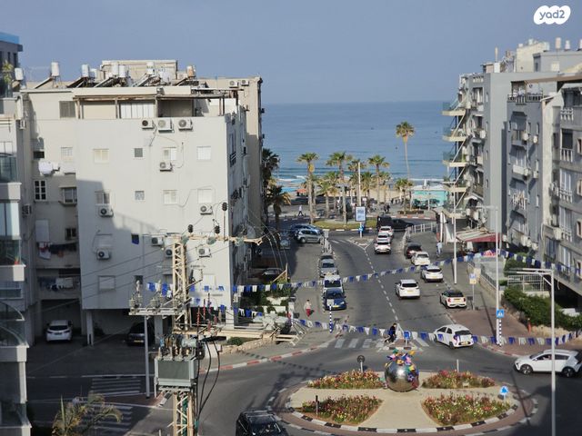 מקס נורדאו 15