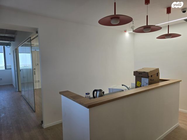 שדרות הרכס 13