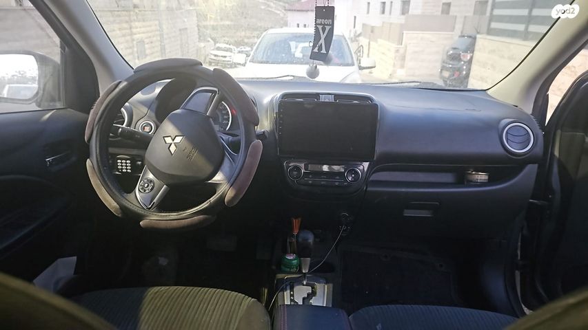 מודעת רכב מיצובישי אטראז'