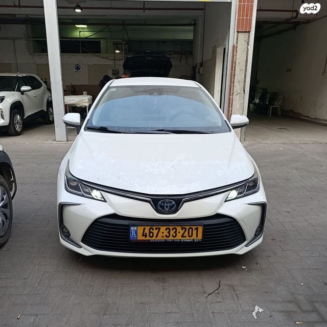 מודעת רכב טויוטה קורולה