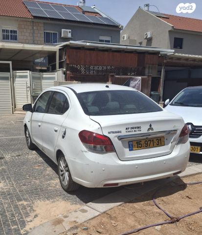 מודעת רכב מיצובישי אטראז'