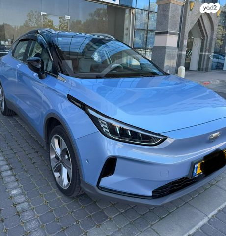 מודעת רכב ג׳ילי Geometry C