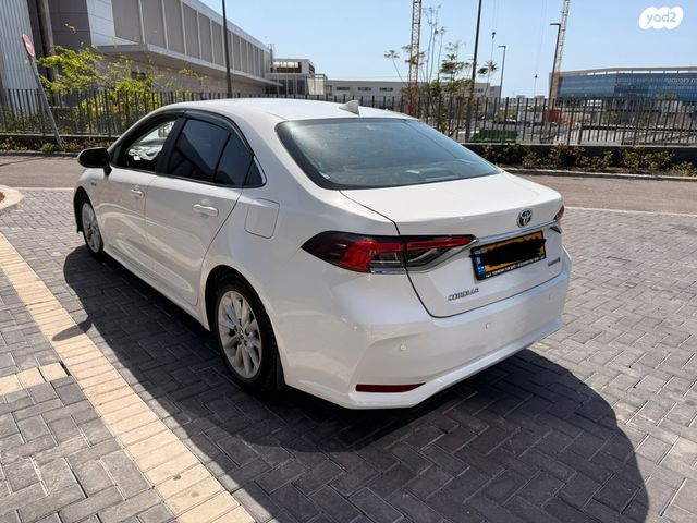 מודעת רכב טויוטה קורולה