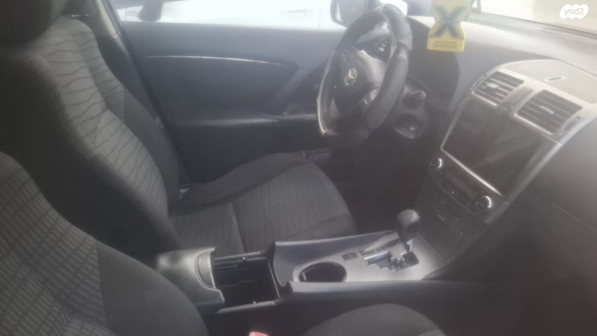 מודעת רכב טויוטה אוונסיס