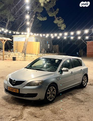 מודעת רכב מאזדה 3