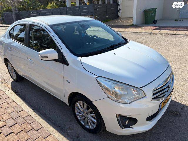 מודעת רכב מיצובישי אטראז'