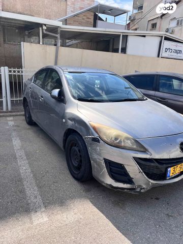 מודעת רכב מאזדה 3