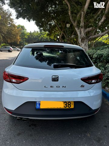 מודעת רכב סיאט לאון