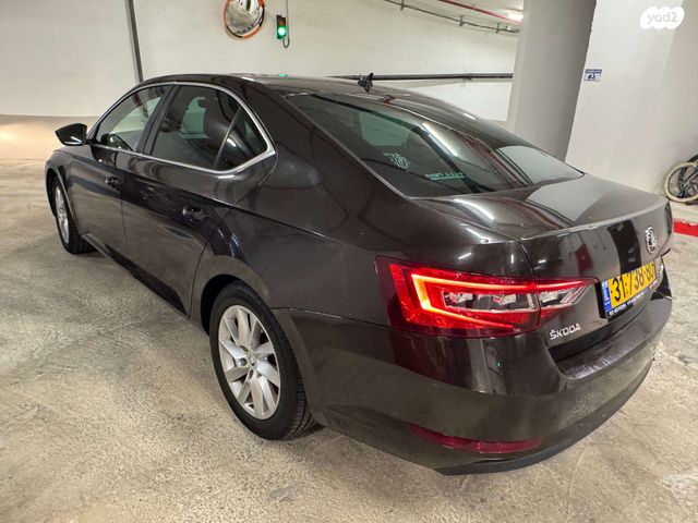 מודעת רכב סקודה סופרב