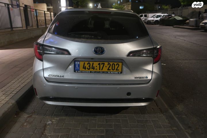 מודעת רכב טויוטה קורולה