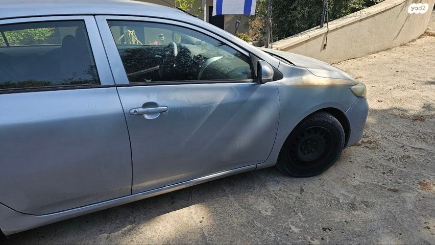 מודעת רכב טויוטה קורולה