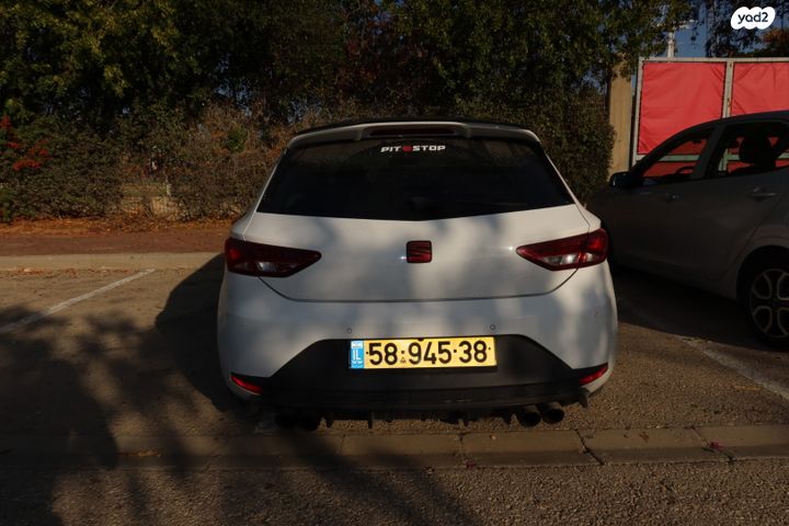 מודעת רכב סיאט לאון