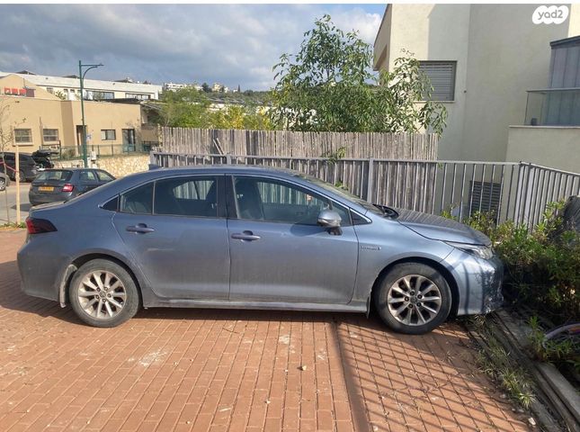 מודעת רכב טויוטה קורולה