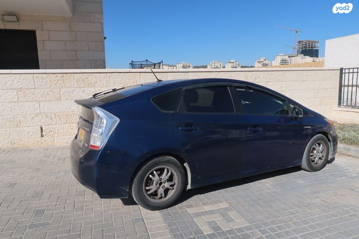 מודעת רכב טויוטה פריוס