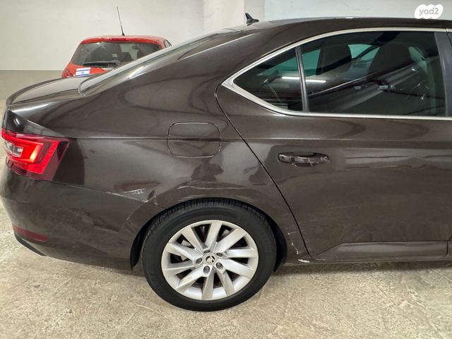 מודעת רכב סקודה סופרב