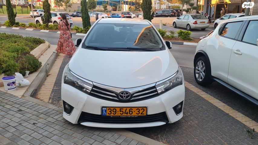 מודעת רכב טויוטה קורולה