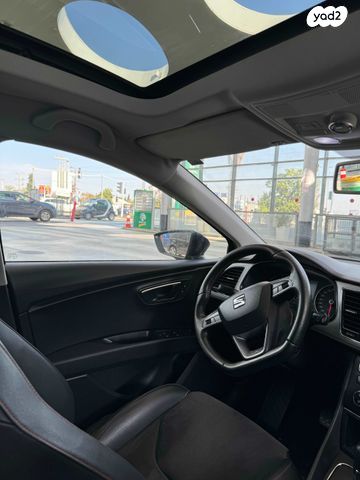 מודעת רכב סיאט לאון