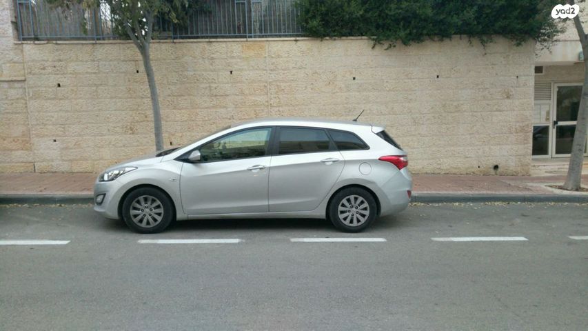 מודעת רכב יונדאי i30