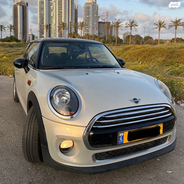 מודעת רכב מיני קופר