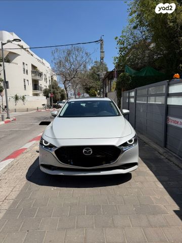 מודעת רכב מאזדה 3