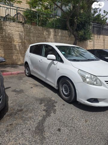 מודעת רכב טויוטה ורסו