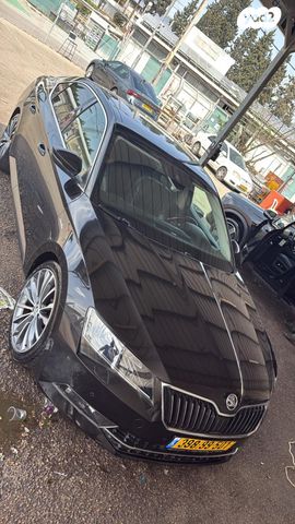 מודעת רכב סקודה סופרב