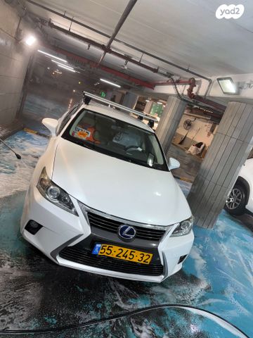 מודעת רכב לקסוס CT