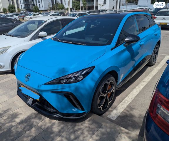 מודעת רכב אם ג'י MG4