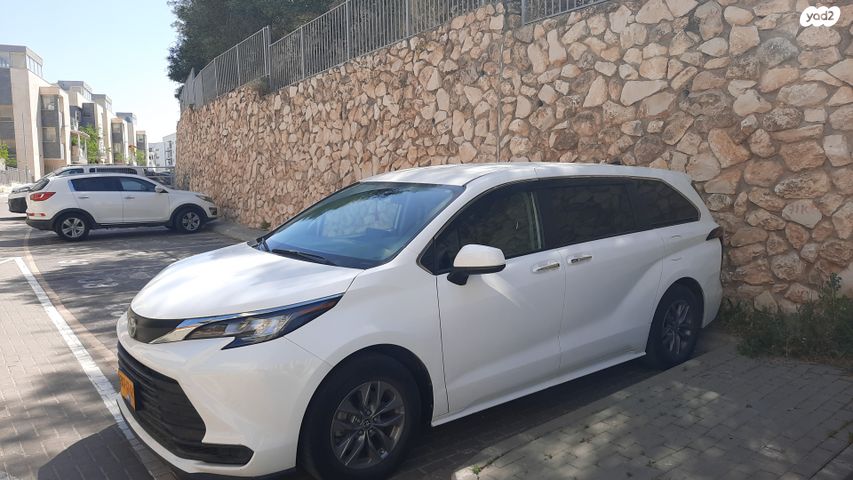 מודעת רכב טויוטה סיינה