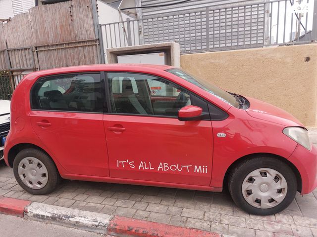 מודעת רכב סיאט Mii