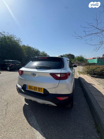 מודעת רכב קיה סטוניק