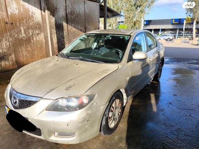 מודעת רכב מאזדה 3