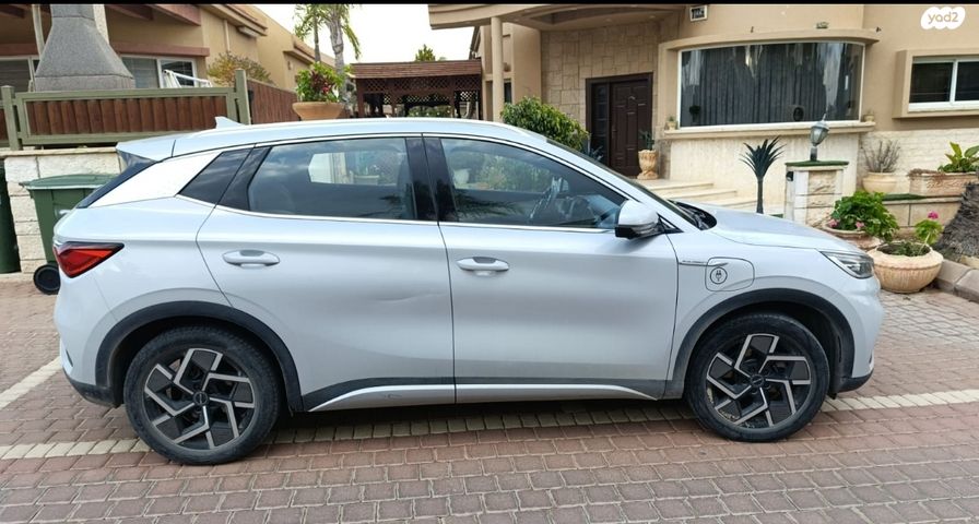 מודעת רכב בי.ווי.די אטו 3