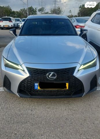 מודעת רכב לקסוס IS