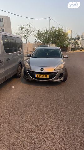 מודעת רכב מאזדה 3
