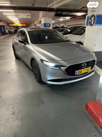 מודעת רכב מאזדה 3