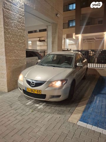 מודעת רכב מאזדה 3