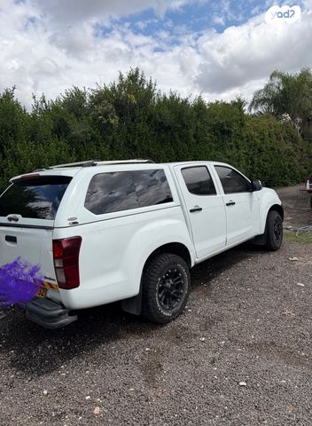 מודעת רכב איסוזו די-מקס